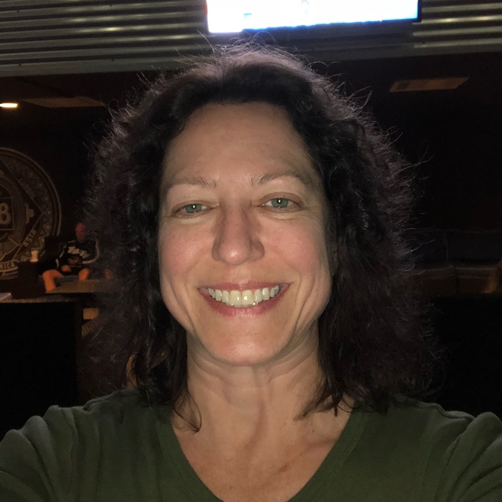 Meet your Posher, Jennifer